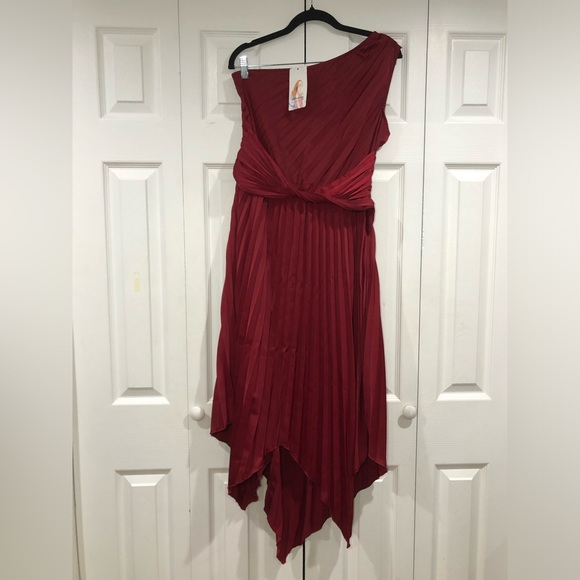 PRETTYGARDEN Satin Dress One Shoulder Sleeveless Ruched Twist Dress - Picture 2 of 11